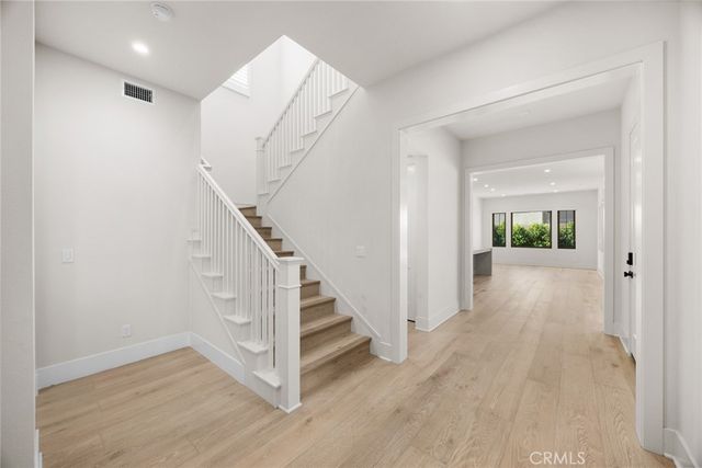 237 Pinnacle, Irvine, CA 92602