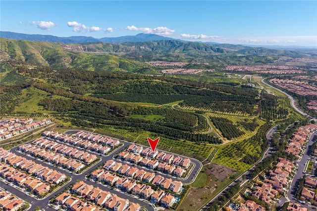 237 Pinnacle, Irvine, CA 92602