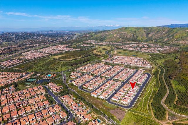 237 Pinnacle, Irvine, CA 92602