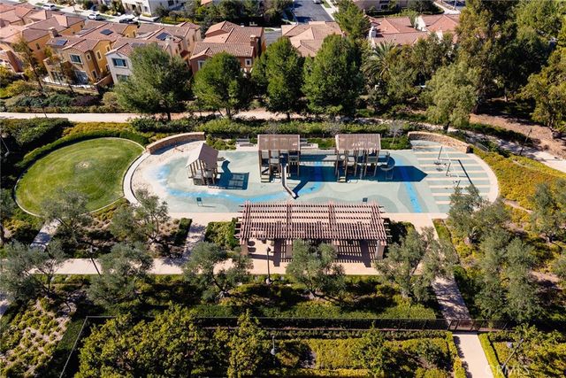 237 Pinnacle, Irvine, CA 92602