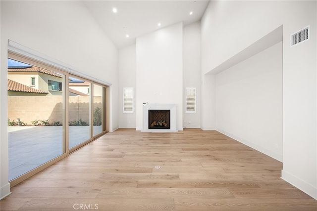 237 Pinnacle, Irvine, CA 92602