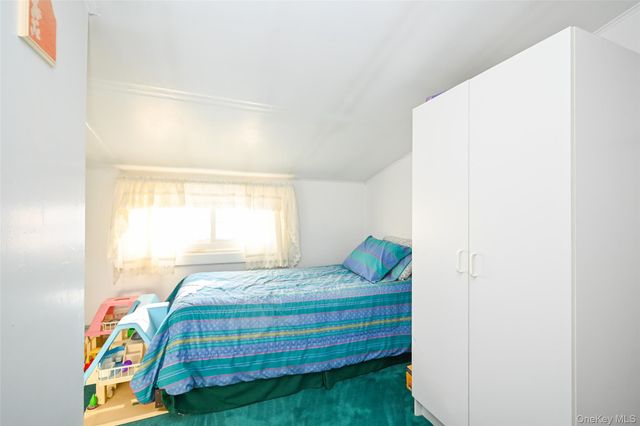 12513 6th Avenue, College Point, NY 11356