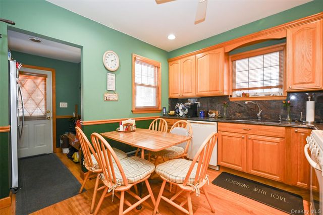 12513 6th Avenue, College Point, NY 11356