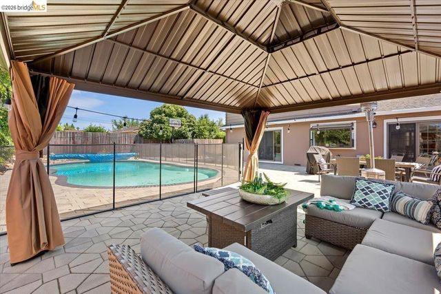 5179 Paul Scarlet DR, Concord, CA 94521