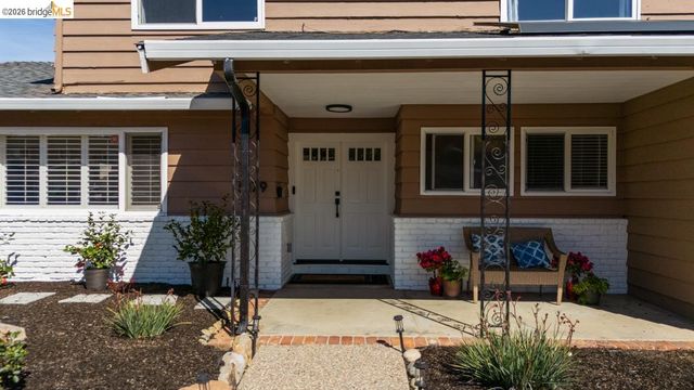 5179 Paul Scarlet DR, Concord, CA 94521