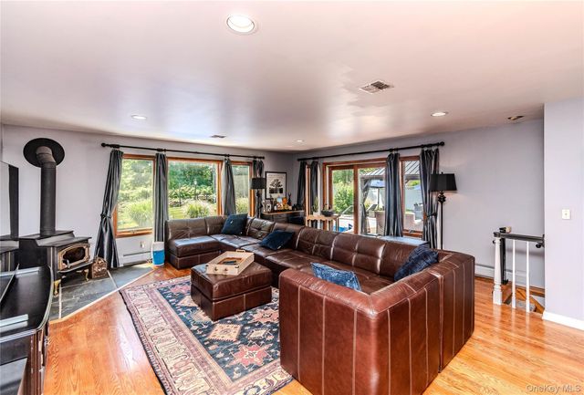 18 Birch Drive, Thiells, NY 10984