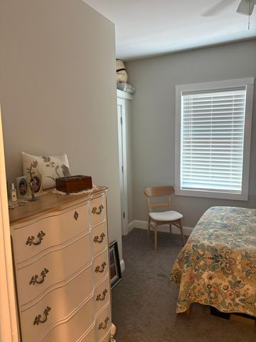 102 W Walnut Street, Southgate, KY 41071