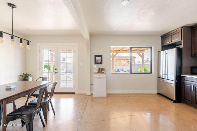 2217 W MICHIGAN Avenue, Phoenix, AZ 85023