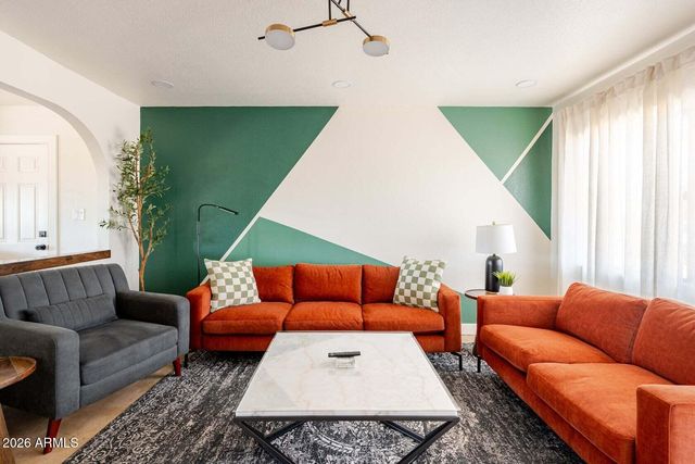 2217 W MICHIGAN Avenue, Phoenix, AZ 85023
