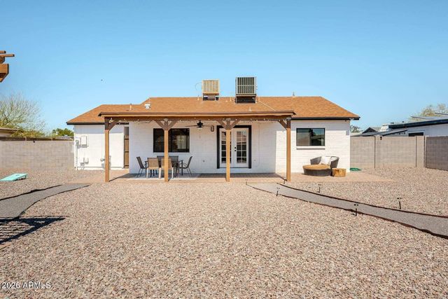 2217 W MICHIGAN Avenue, Phoenix, AZ 85023