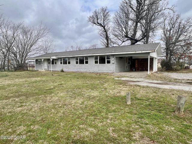 2705 S Virginia Avenue, Joplin, MO 64804