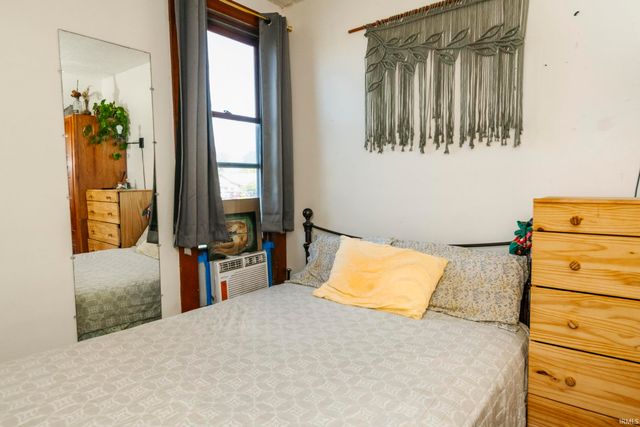 925 W 2nd Street, Bloomington, IN 47403