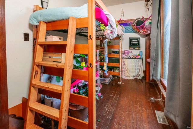 925 W 2nd Street, Bloomington, IN 47403