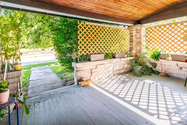 925 W 2nd Street, Bloomington, IN 47403