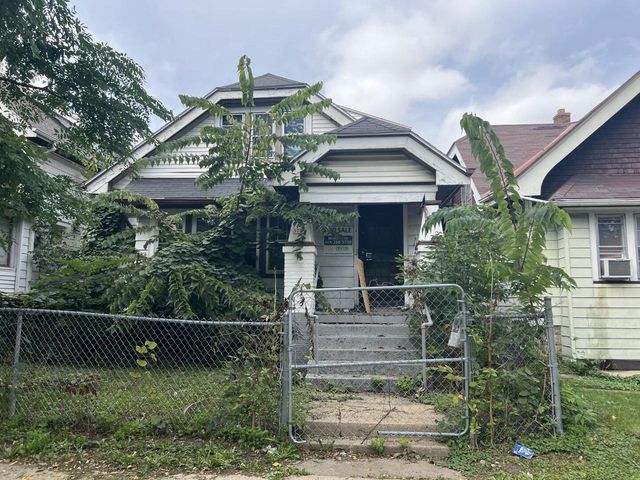 3729 N Vel R Phillips AVENUE, Milwaukee, WI 53212