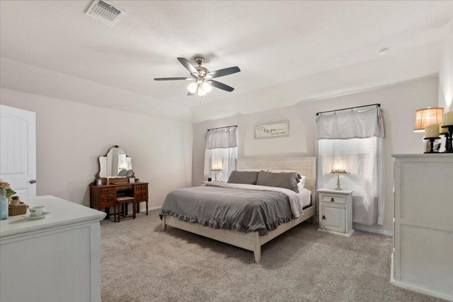 109 Sandpiper DR, Bastrop, TX 78602