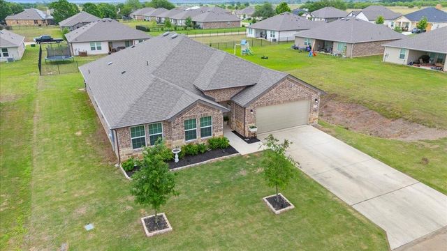 109 Sandpiper DR, Bastrop, TX 78602