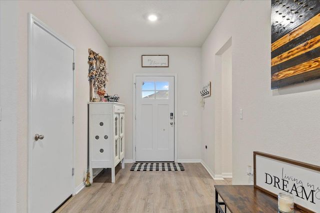 109 Sandpiper DR, Bastrop, TX 78602