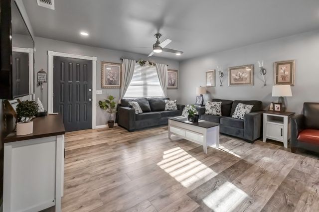201 Cottonwood Street, Comanche, TX 76442