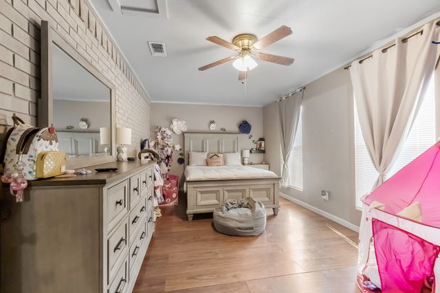 201 Cottonwood Street, Comanche, TX 76442