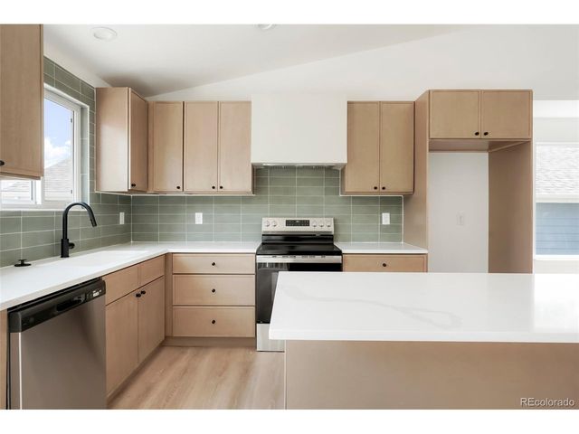 11730 Ivy St, Thornton, CO 80233