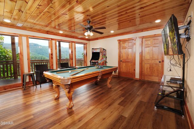 1643 Barn Door Lane, Sevierville, TN 37862