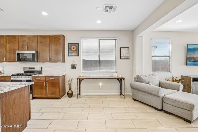 8826 S 70TH Lane, Laveen, AZ 85339