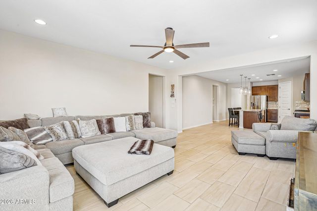 8826 S 70TH Lane, Laveen, AZ 85339