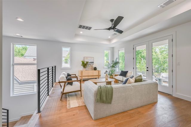 6226 Lakeshore Drive, Dallas, TX 75214