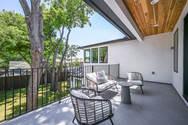 6226 Lakeshore Drive, Dallas, TX 75214
