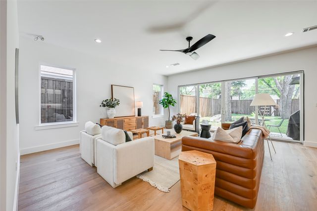 6226 Lakeshore Drive, Dallas, TX 75214