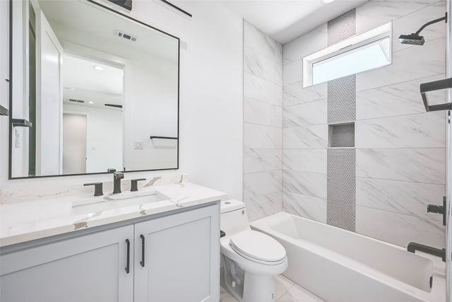 6226 Lakeshore Drive, Dallas, TX 75214