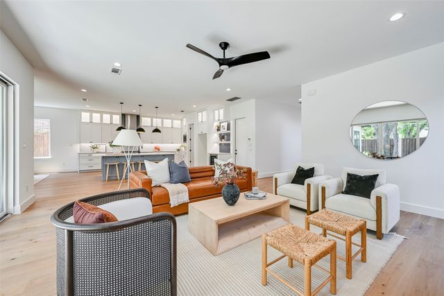 6226 Lakeshore Drive, Dallas, TX 75214