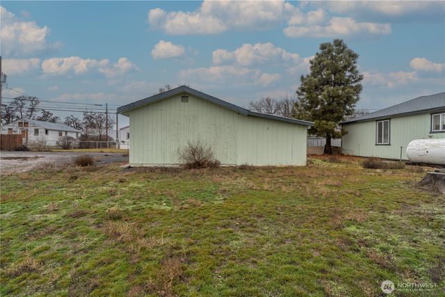 68 W State Highway 28, Soap Lake, WA 98851