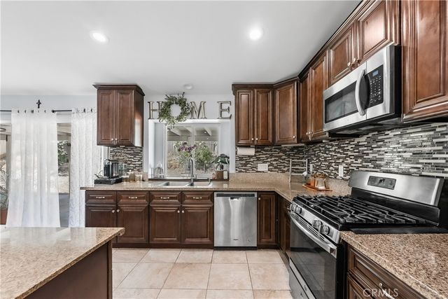1304 springline Drive, Palmdale, CA 93550