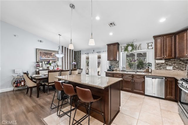 1304 springline Drive, Palmdale, CA 93550