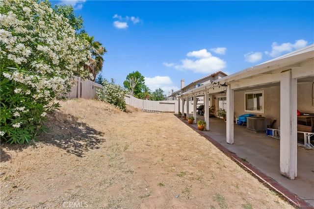 1304 springline Drive, Palmdale, CA 93550
