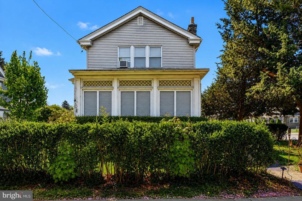 4034 BONSALL AVE, Drexel Hill, PA 19026