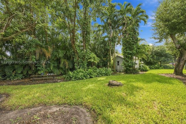 14721 SW 84th Ct, Palmetto Bay, FL 33158