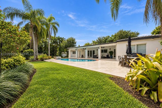 14721 SW 84th Ct, Palmetto Bay, FL 33158