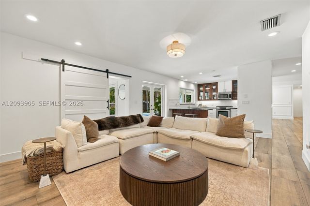 14721 SW 84th Ct, Palmetto Bay, FL 33158