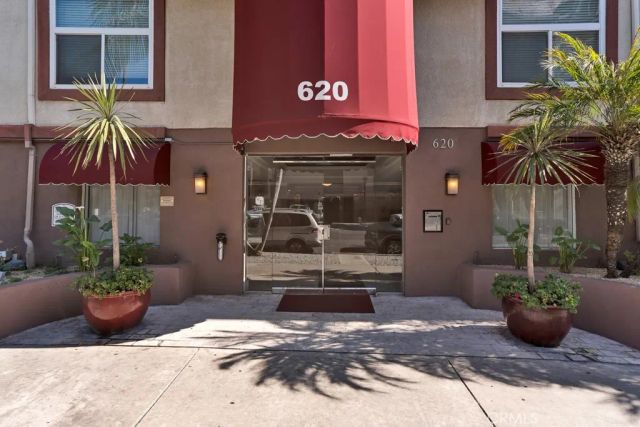 620 S Gramercy 338, Los Angeles, CA 90005