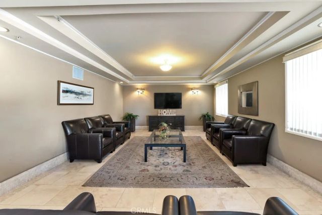 620 S Gramercy 338, Los Angeles, CA 90005