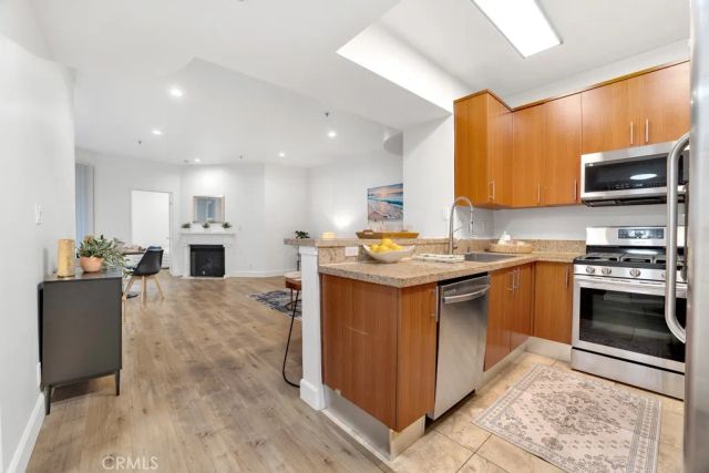 620 S Gramercy 338, Los Angeles, CA 90005