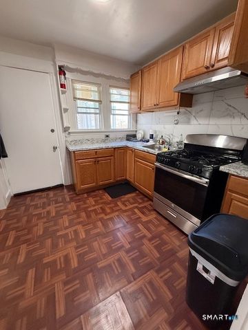 109 Bunker Hill Avenue, Waterbury, CT 06708