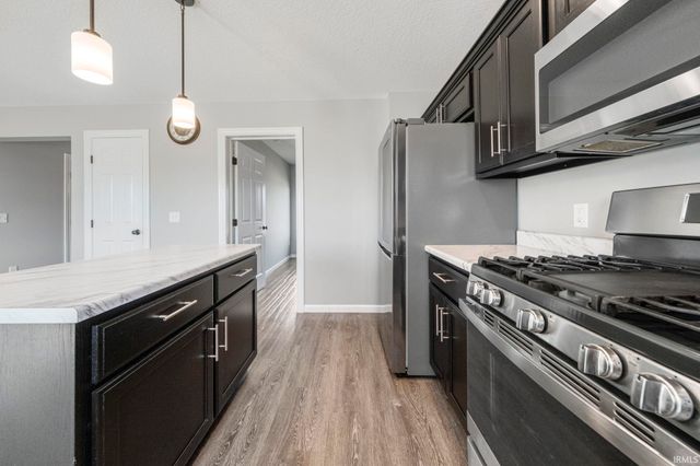 13271 Silk Tree Trail, Fort Wayne, IN 46814