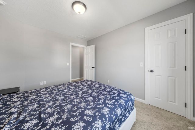 13271 Silk Tree Trail, Fort Wayne, IN 46814