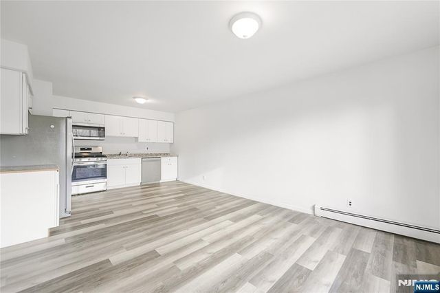 57 Maple Avenue, Woodland Park, NJ 07424