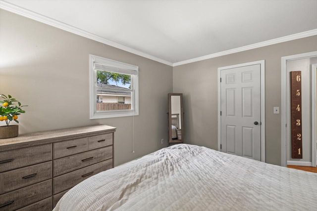 6108 57th AVENUE, Kenosha, WI 53142