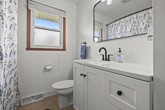 6108 57th AVENUE, Kenosha, WI 53142